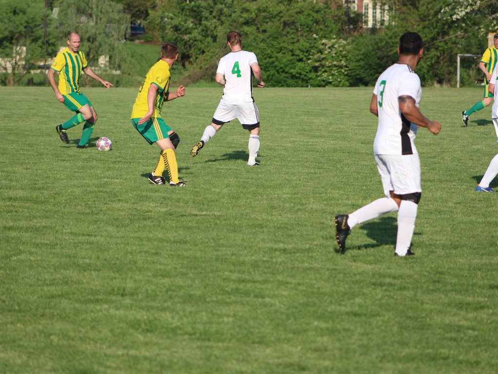 O40 vs Green-White 052221